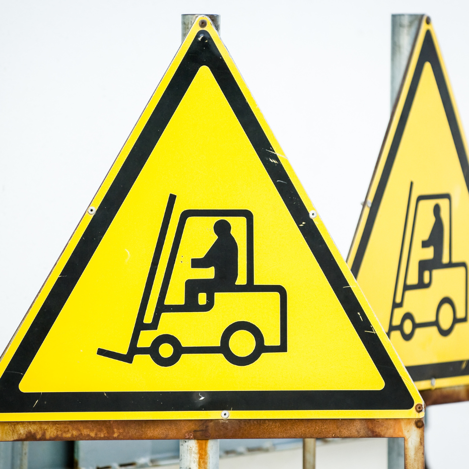 Safeguarding Operations: Popular Ways to ease dangers of Forklift Driving