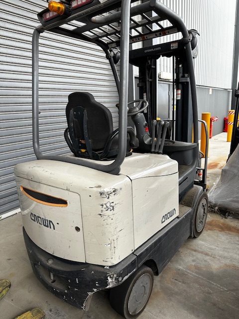 Used Crown 2.5 Tonne Current Model Forklift – Buy Now