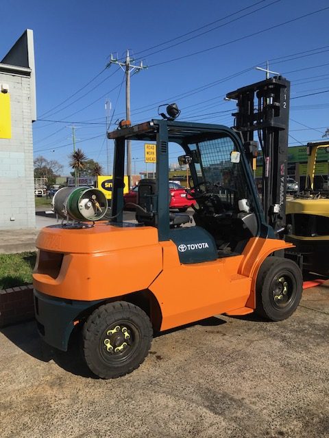 Used Toyota 5 Tonne LPG Forklift – Fully Serviced 02-7FGA50 – Buy Now!