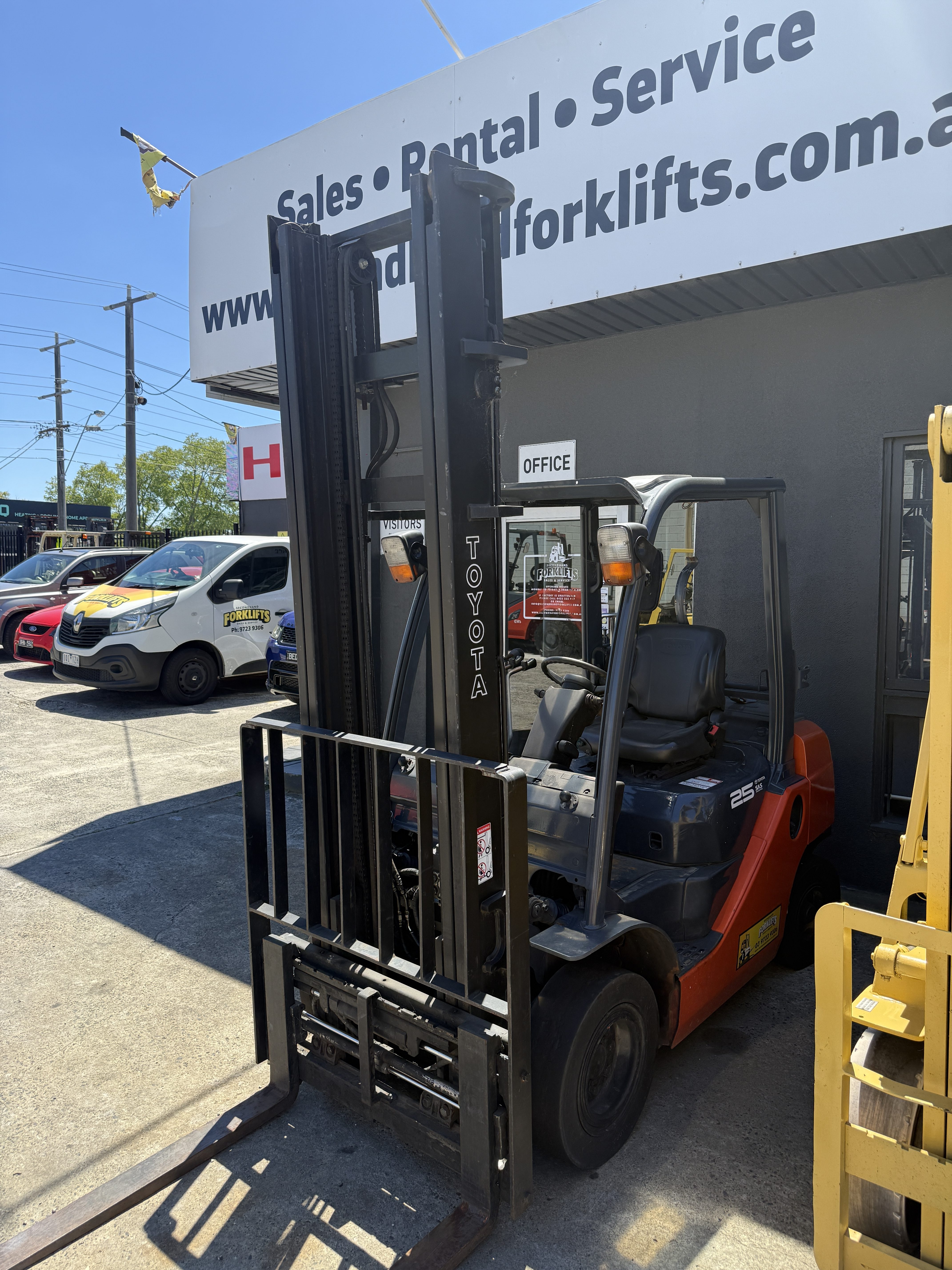 Used Toyota 2.5 Tonne LPG Forklift 32-8FG25 – Buy Now!
