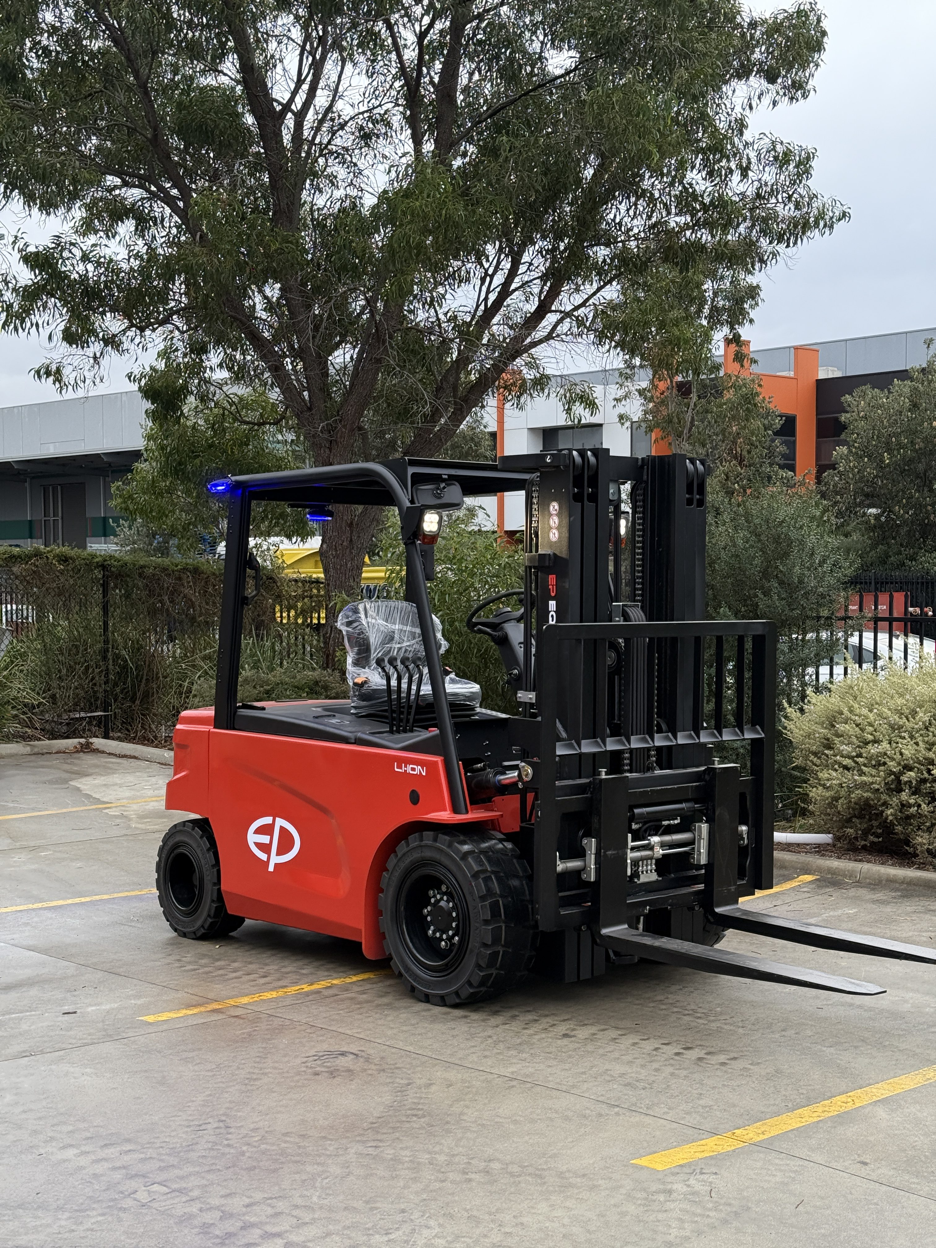 NEW EP CPD50L1 – 5.0 Tonne Lithium Electric Forklift