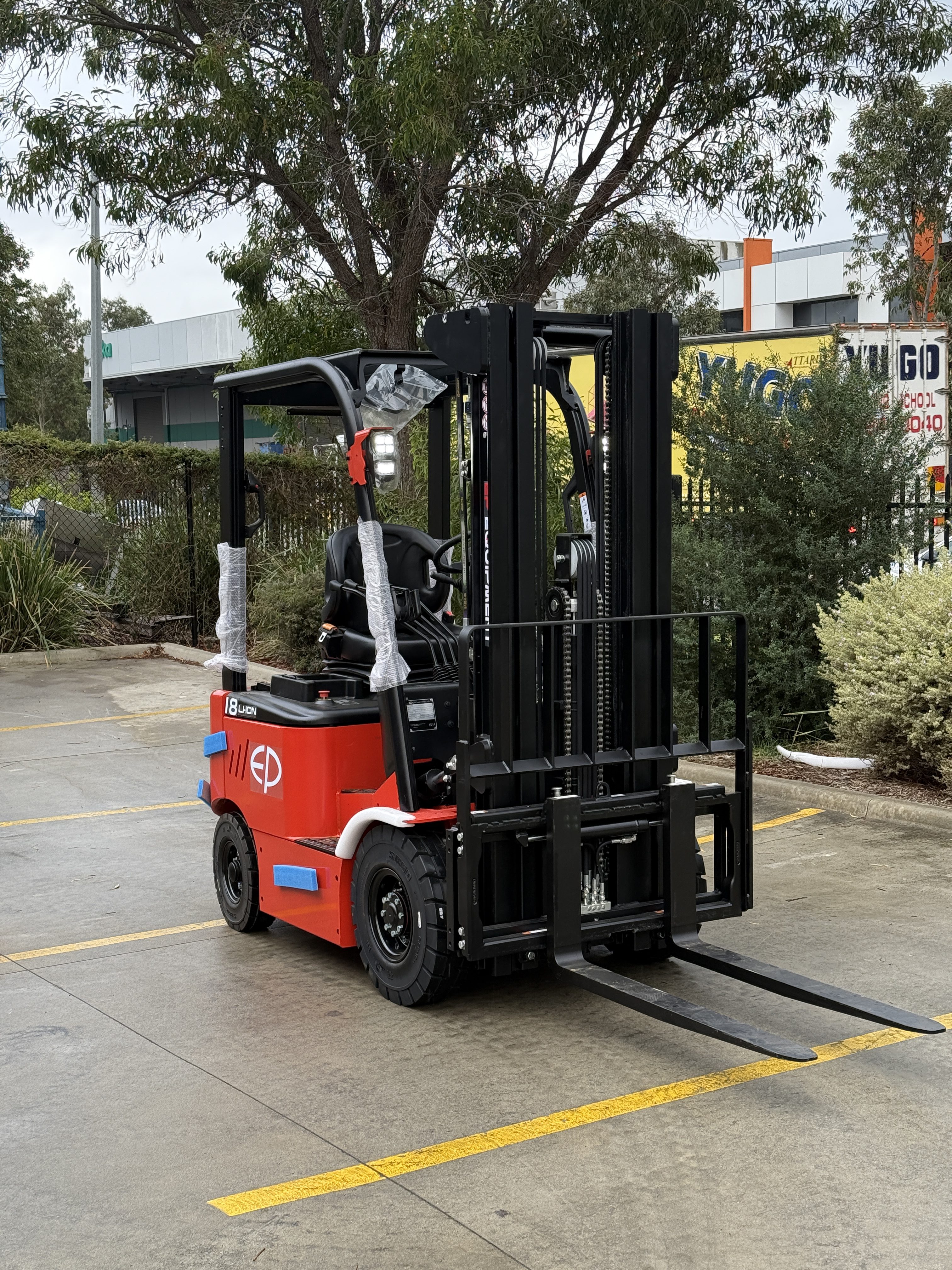 NEW EP EFL181 – 1.8 Tonne Lithium Electric Forklift